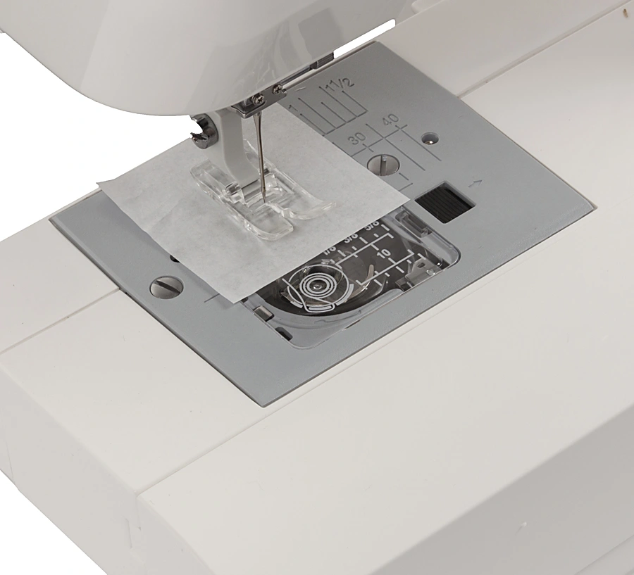Швейная машина Janome Juno 1512 белый