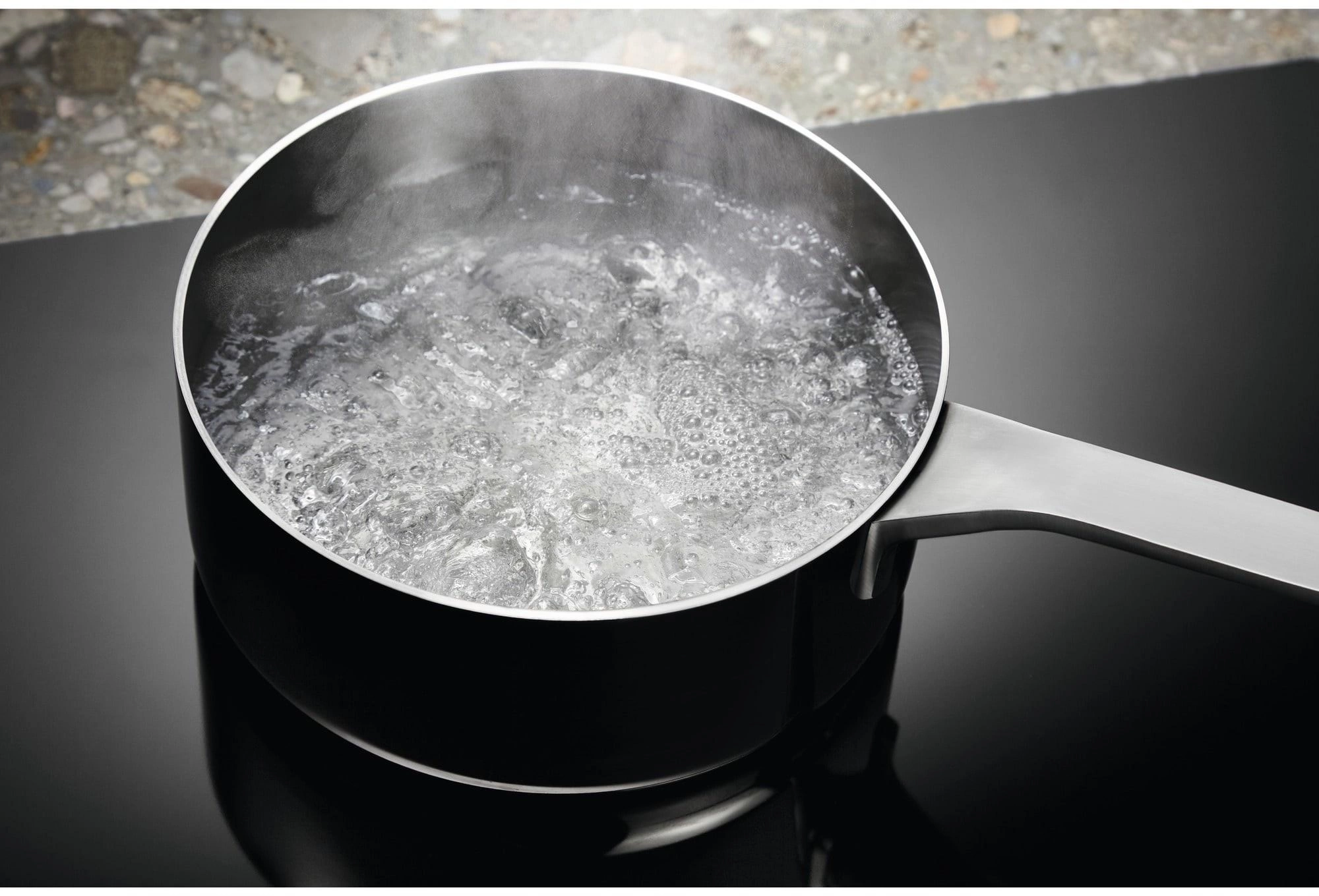 Индукционная варочная поверхность Electrolux EIV63443 черный