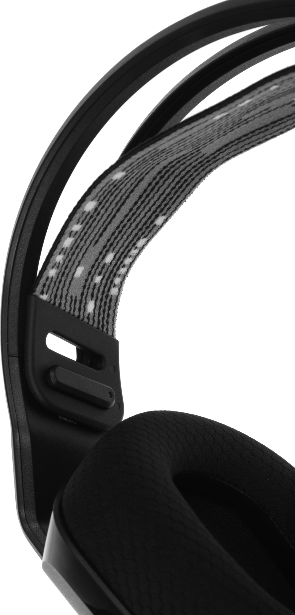 Наушники с микрофоном Logitech G733 Lightspeed черный накладные Radio оголовье (981-000867)