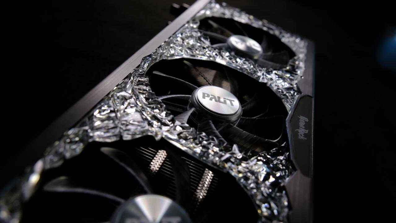 Видеокарта Palit PCI-E 4.0 PA-RTX3070 GAMEROCK 8G V1 LHR NVIDIA GeForce RTX 3070 8Gb 256bit GDDR6 1500/14000 HDMIx1 DPx3 HDCP Ret