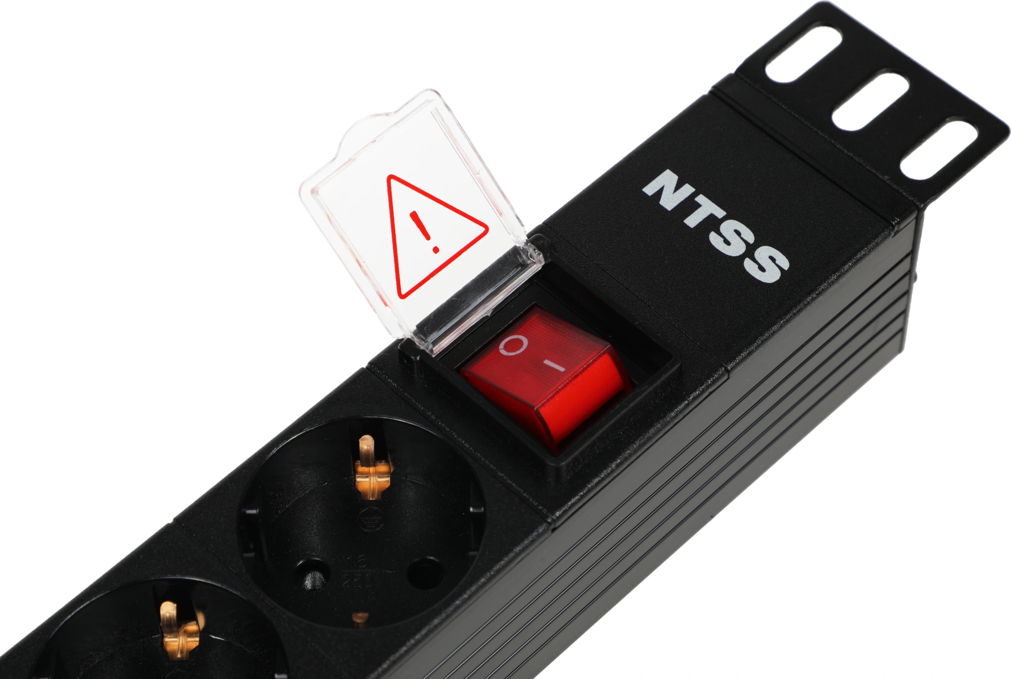 Блок распределения питания NTSS NTSS-PDU-DA1015 гор.размещ. 8xSchuko базовые 10A C14