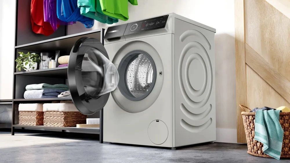 Стиральная машина Bosch Serie 8 WGB2440XME пан.англ. класс: A+++ загр.фронтальная макс.:9кг серебристый инвертор