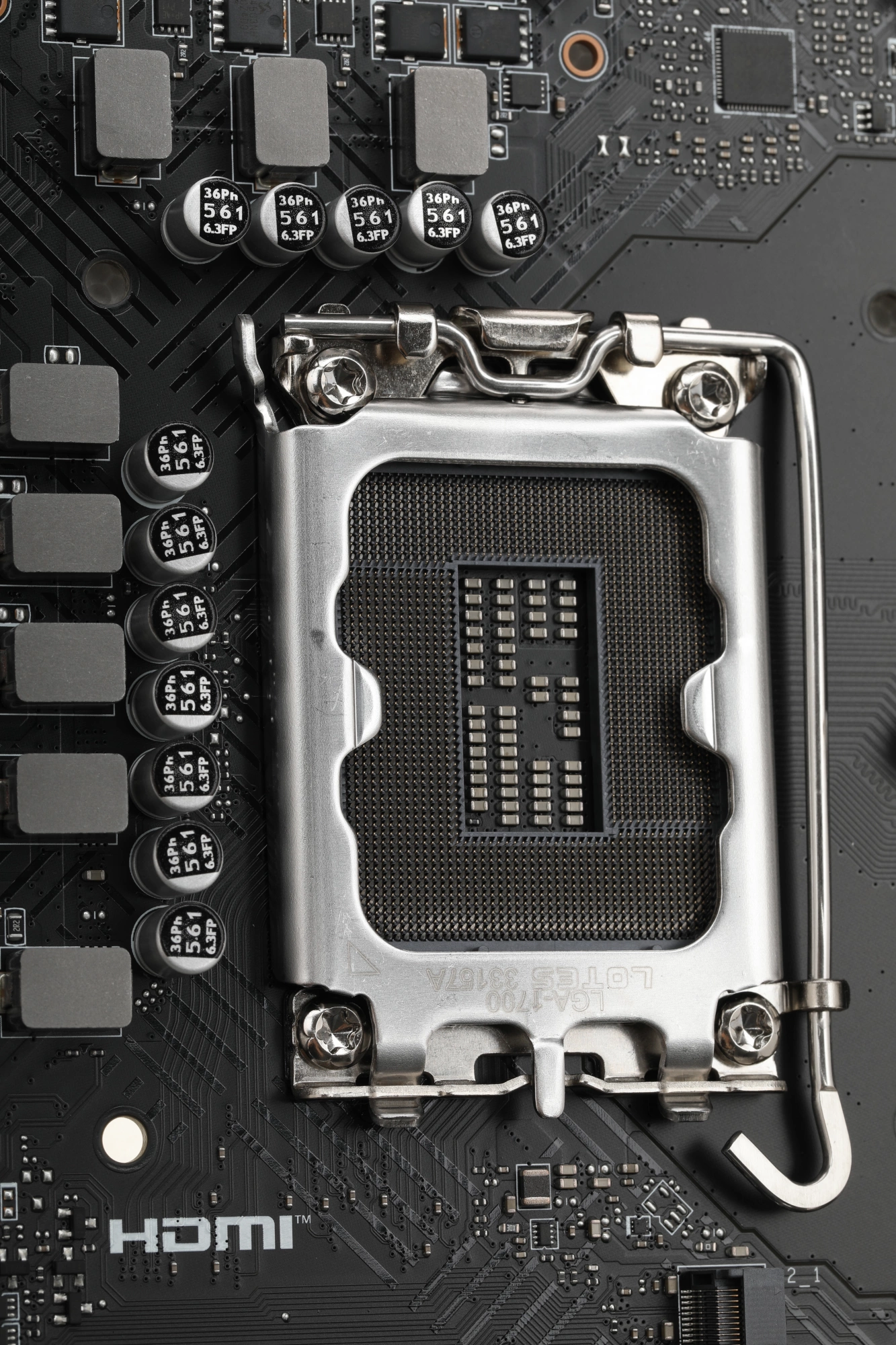 Материнская плата MSI PRO H610M-E Soc-1700 Intel H610 2xDDR5 mATX AC`97 8ch(7.1) GbLAN+VGA+HDMI