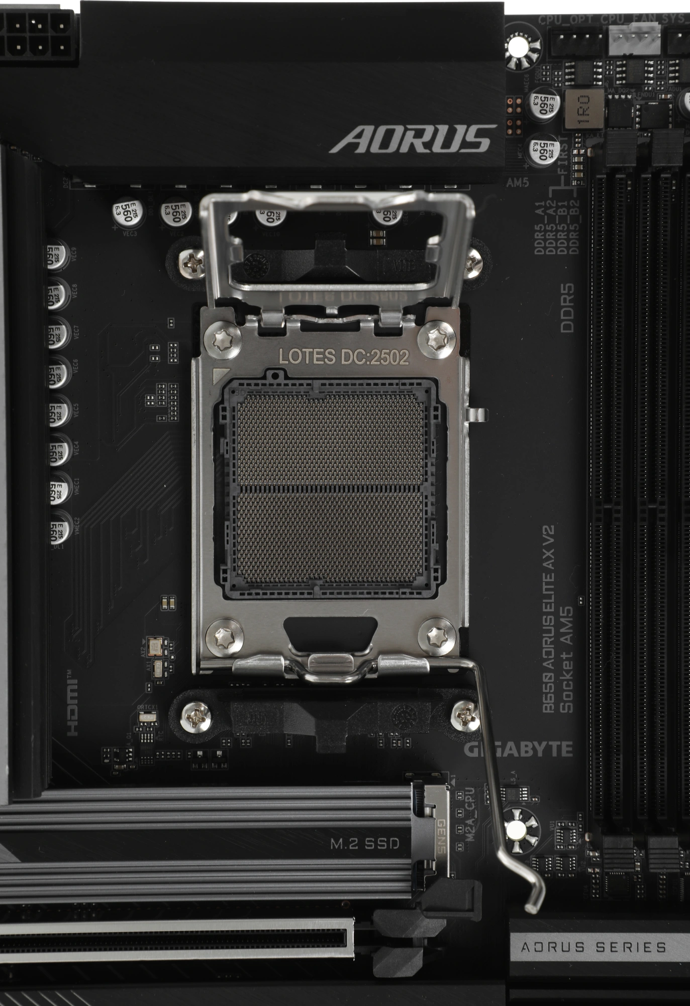 Материнская плата Gigabyte B650 AORUS ELITE AX V2 Socket AM5 AMD B650 4xDDR5 ATX AC`97 8ch(7.1) 2.5Gg RAID+HDMI+DP