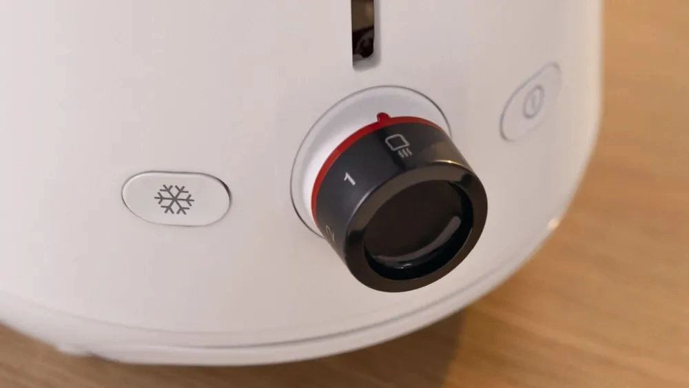 Тостер Bosch TAT2M121 950Вт белый