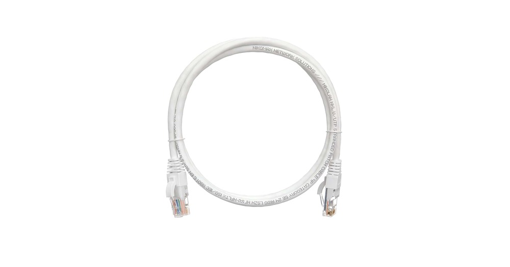 NMC-PC4UD55B-010-C-WT - Коммутационный шнур NIKOMAX U/UTP 4 пары, Кат.5е (Класс D), многожильный, медный, 24AWG (7х0,205мм), LSZH нг(А)-HFLTx, белый, 1м