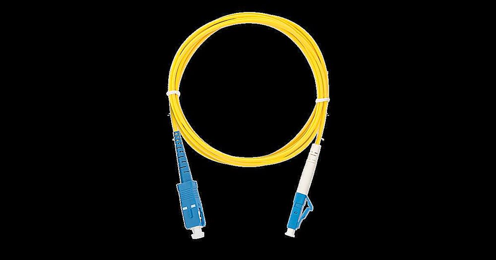 NMF-PC1S2C2-SCU-LCU-005 - Патч-корд NIKOMAX волоконно-оптический, одномодовый 9/125мкм, стандарта OS2, SC/UPC-LC/UPC, одинарный, LSZH нг(В)-HFLTx, 2мм, желтый, 5м.