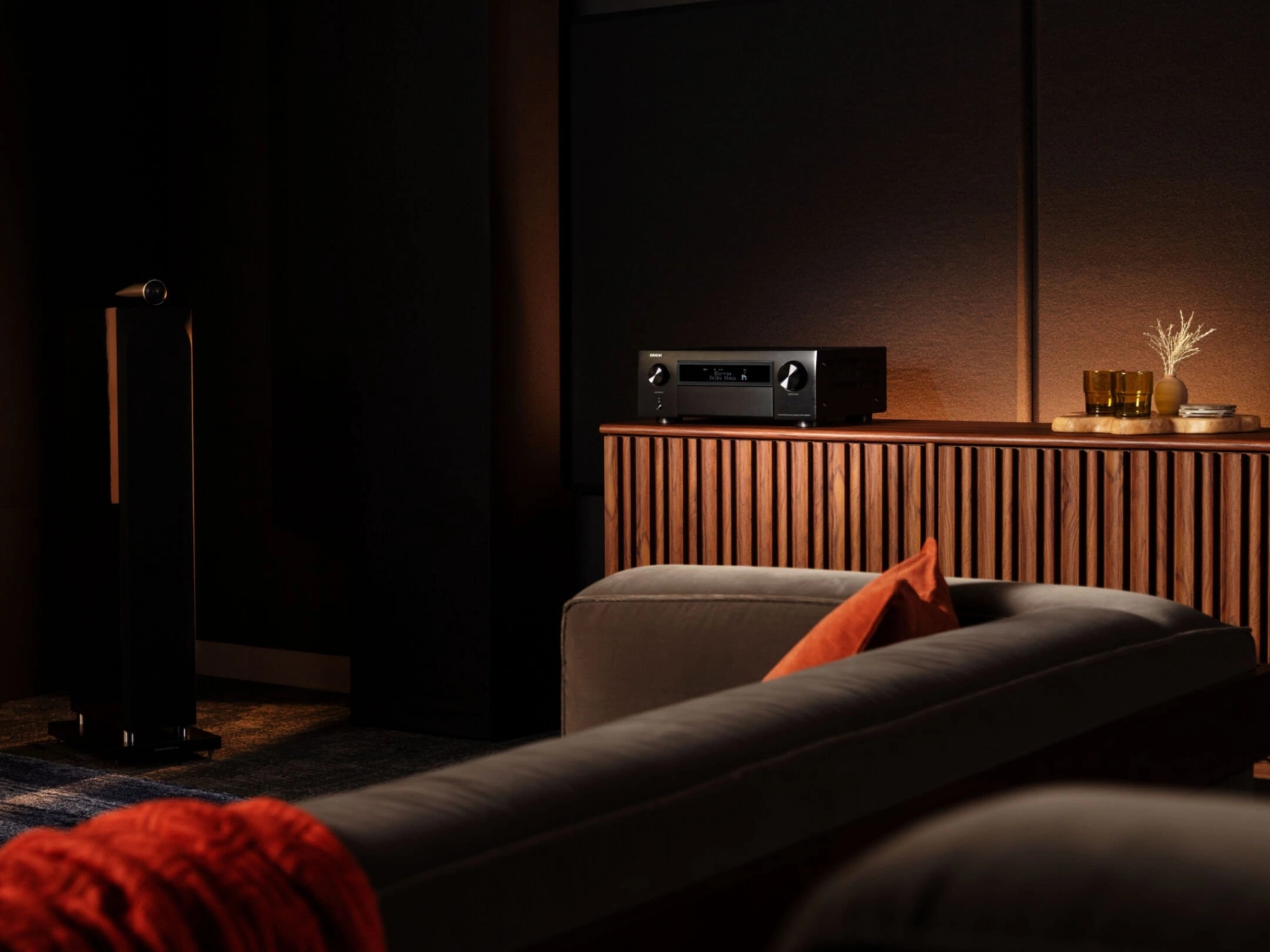 Ресивер AV Denon AVC-X6800H 11.4 черный