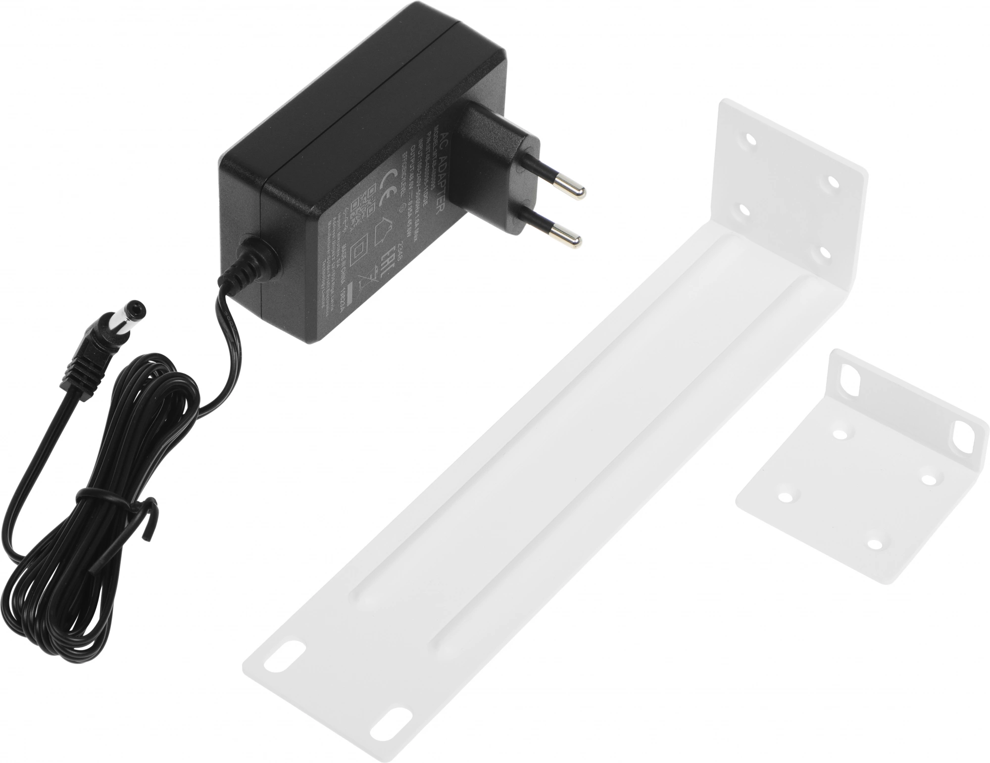 Маршрутизатор MikroTik CCR2004-16G-2S+PC 10/100/1000BASE-TX/SFP/SFP+ белый