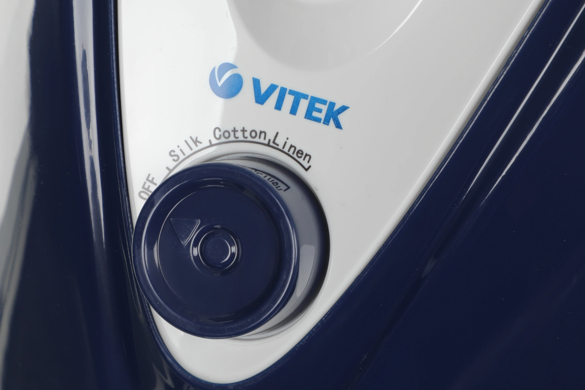 Отпариватель напольный Vitek VT-2437 1800Вт синий