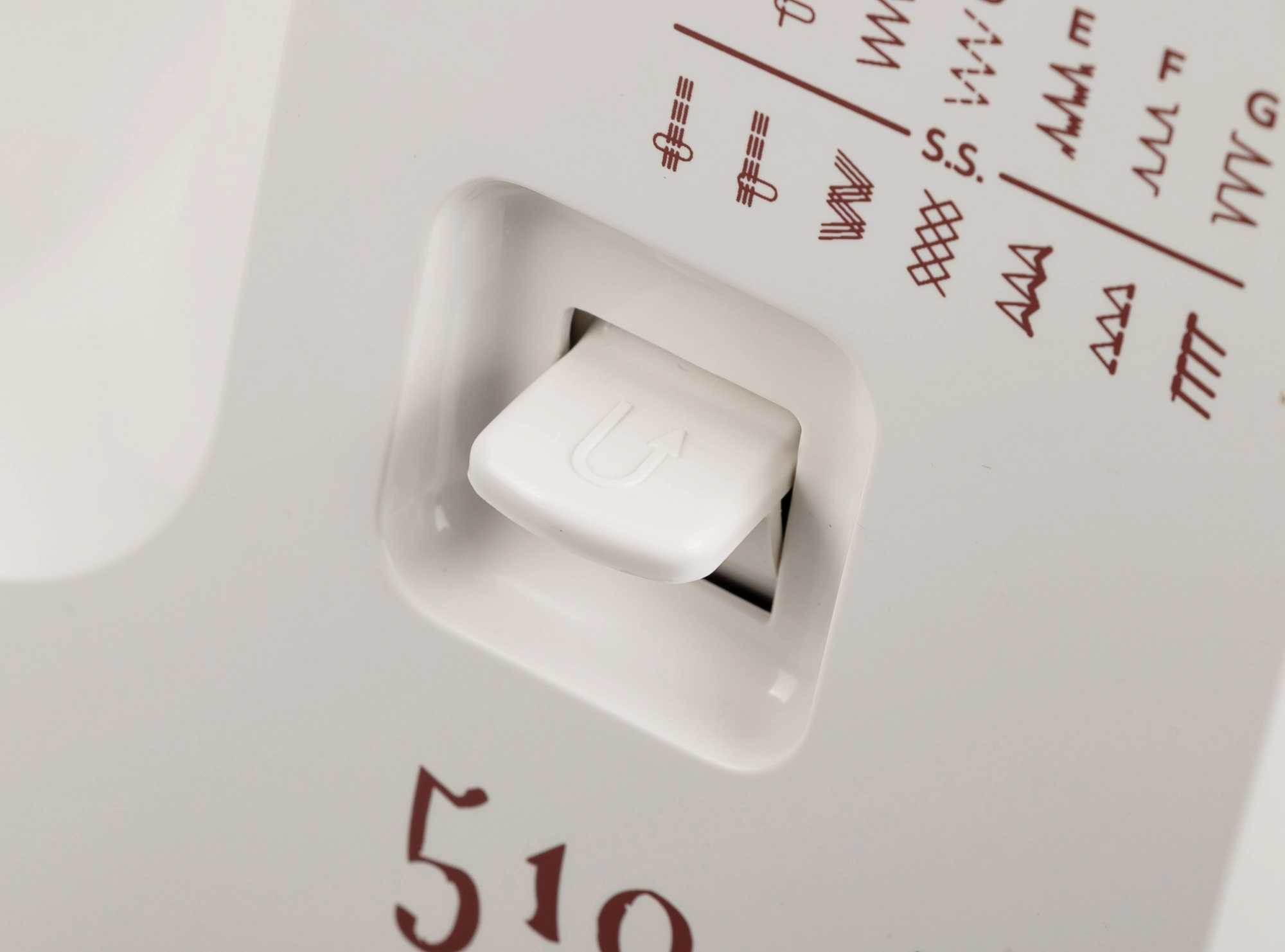 Швейная машина Janome Sew dream 510 белый