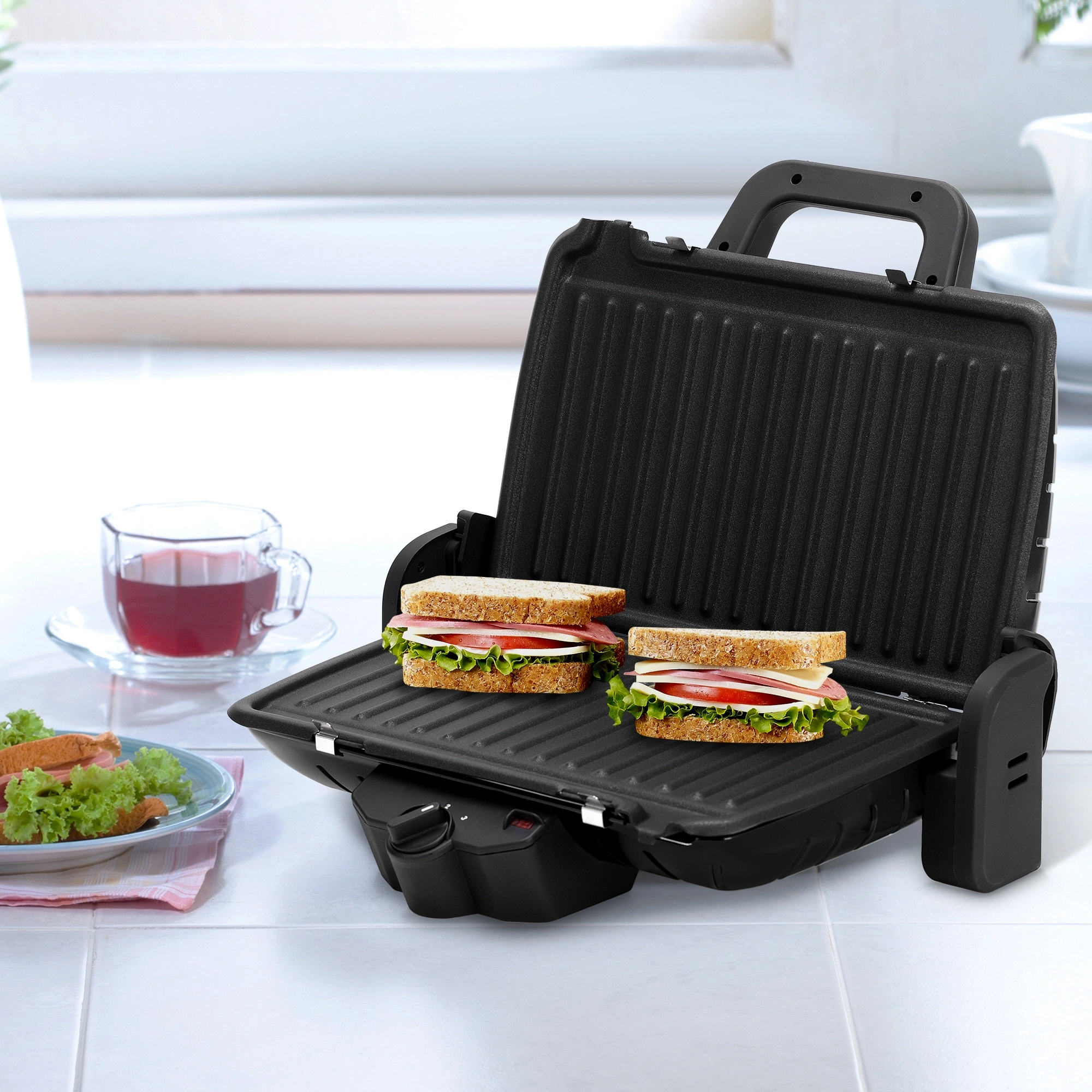 Электрогриль Vitek VT-2632 2000Вт черный