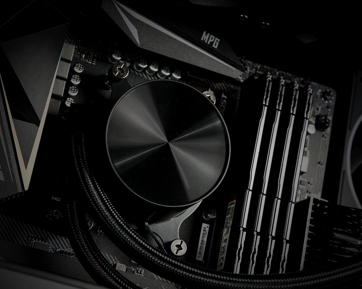 Система водяного охлаждения ID-Cooling FX240 Pro Soc-AM5/AM4/1200/1700/1851 черный 4-pin 35.2dB Al 300W Ret