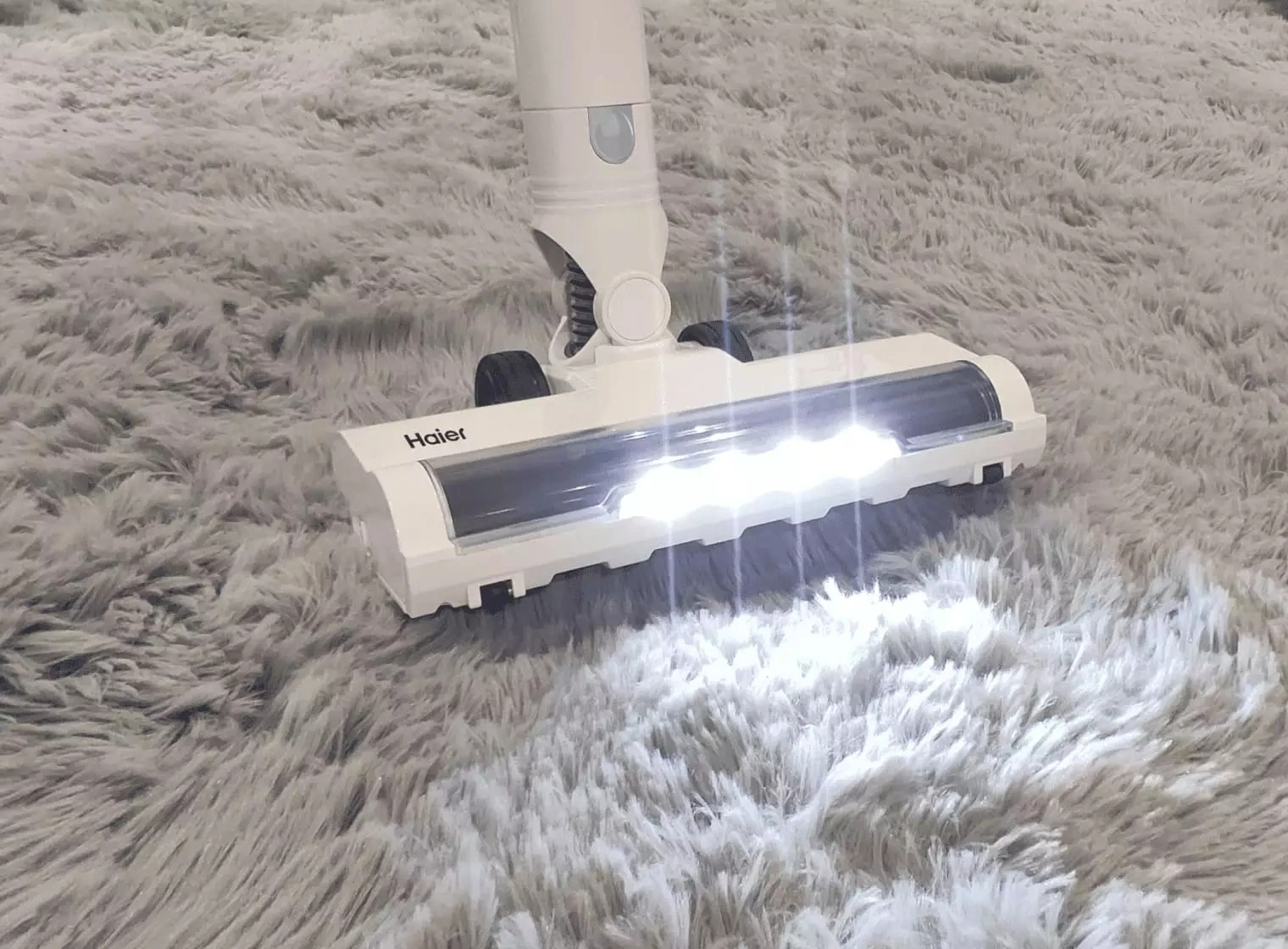 Пылесос Haier HVC150 150Вт белый