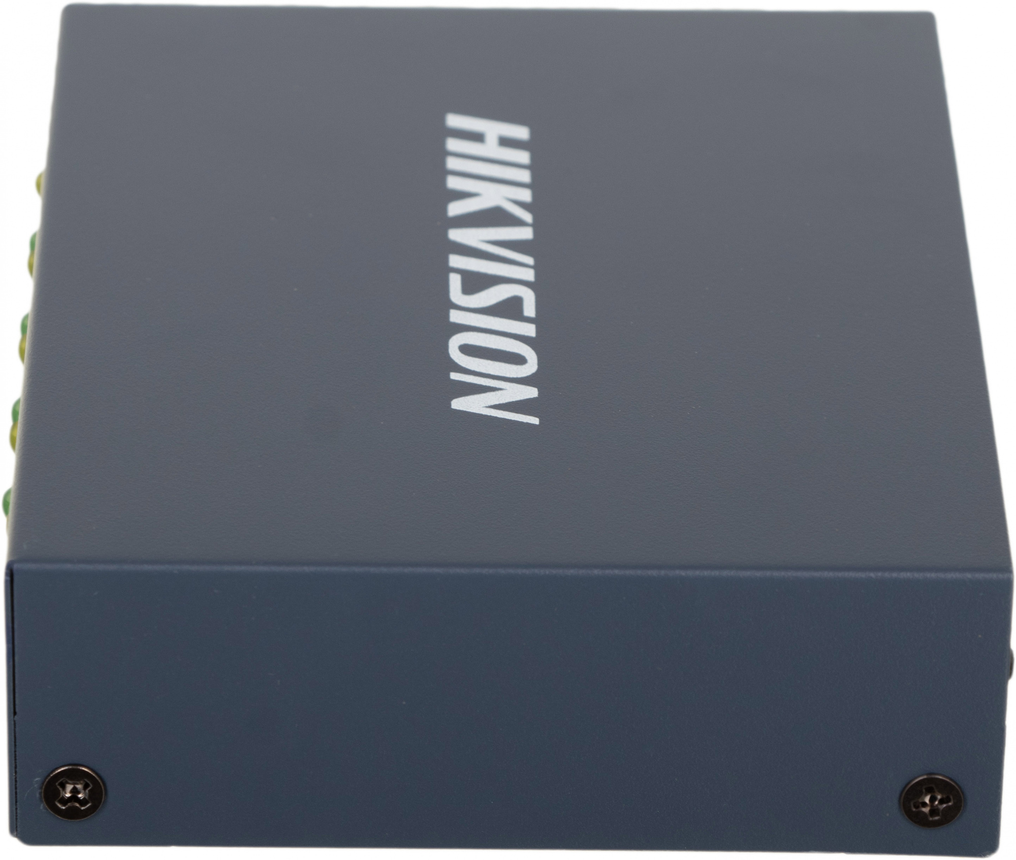 Коммутатор Hikvision DS-3E0105P-E/M(C) 4x100Мбит/с 4PoE+ 35W неуправляемый