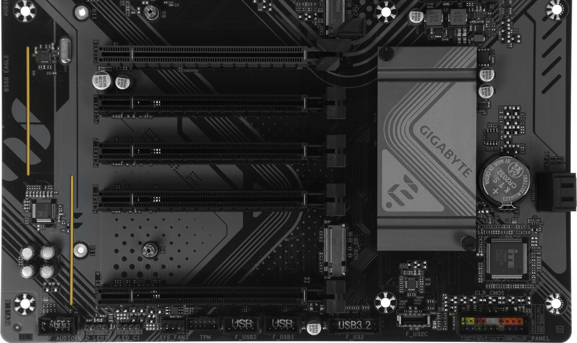 Материнская плата Gigabyte B550 EAGLE Soc-AM4 AMD B550 4xDDR4 ATX AC`97 8ch(7.1) GbLAN RAID+HDMI