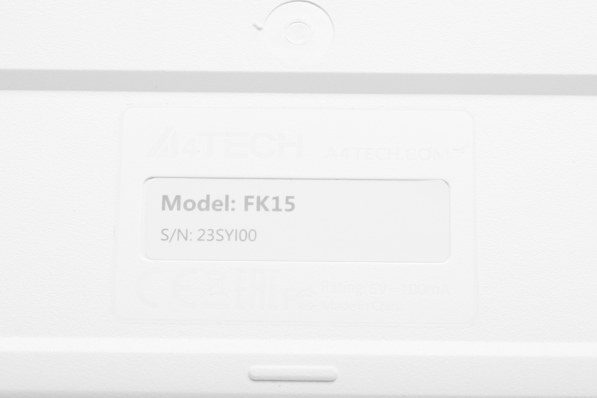 Клавиатура A4Tech FK15 белый USB (FK15 WHITE) кабель 1.5м