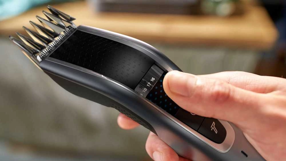 Машинка для стрижки Philips HC5630/15 черный (насадок в компл:3шт)