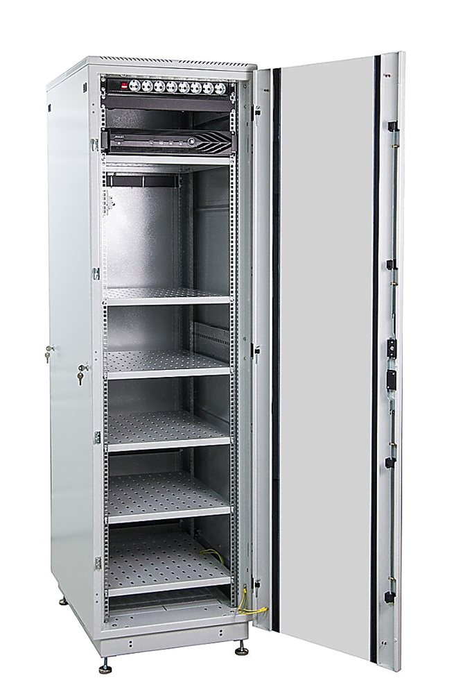 Комплекс бесперебойного питания SKAT-UPS 10000 SNMP Бастион 220В/10000 ВА, чистый синус, On-Line,  диапазон входного напряжения 120-276 В, 19'' шкаф
