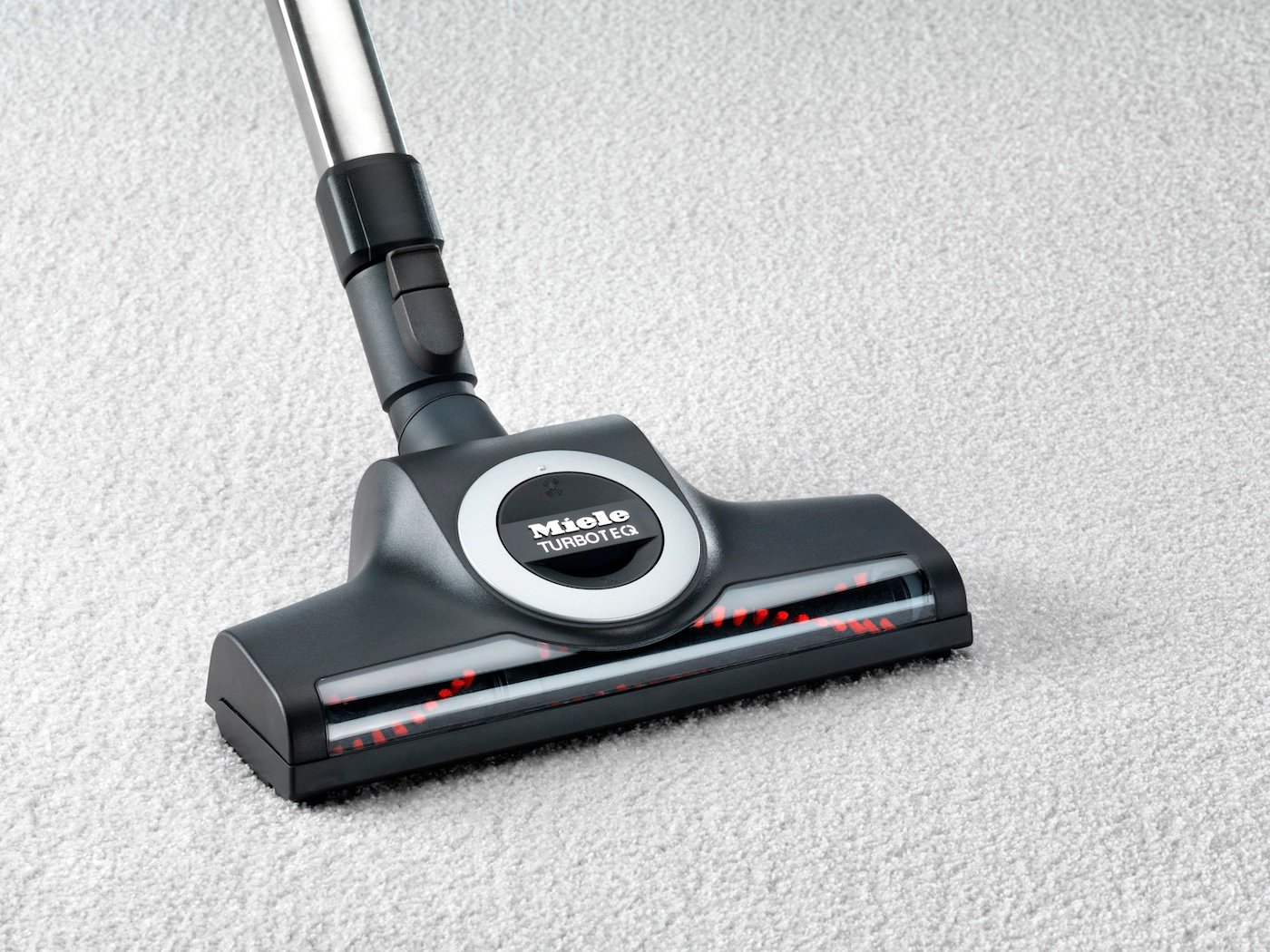 Пылесос Miele Boost CX1 Cat & Dog PowerLine 890Вт черный
