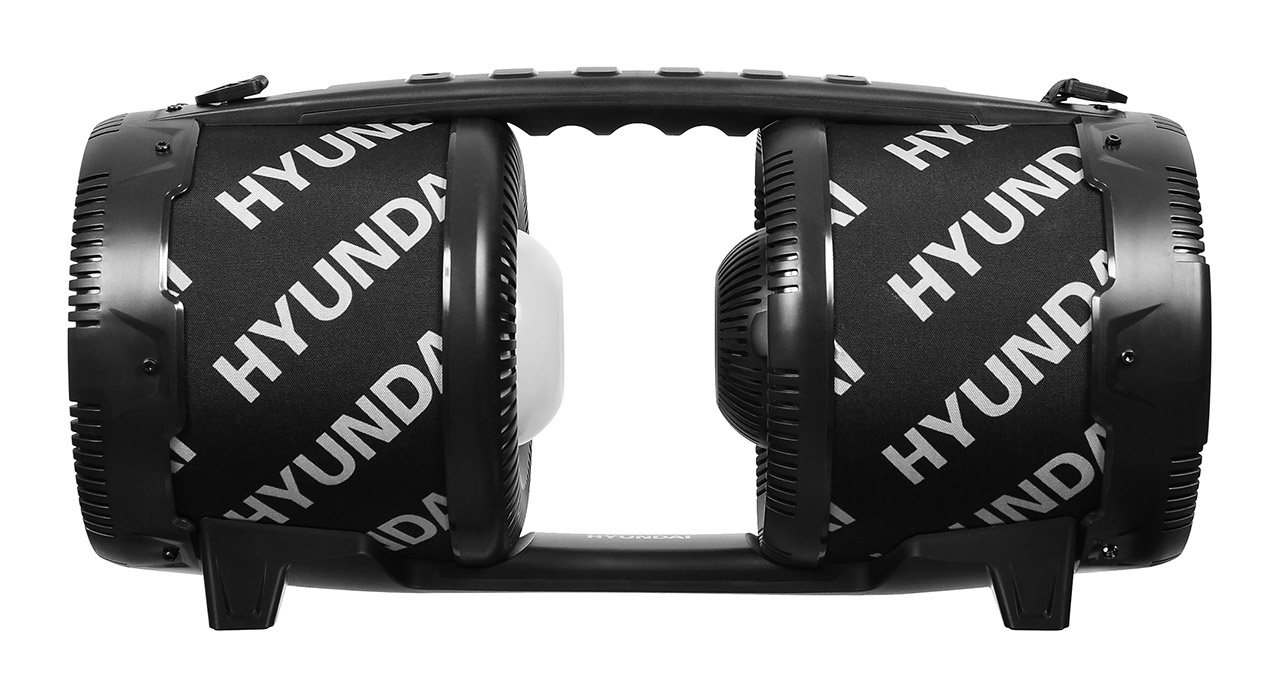 Минисистема Hyundai H-MAC220 черный 45Вт FM USB BT SD/MMC