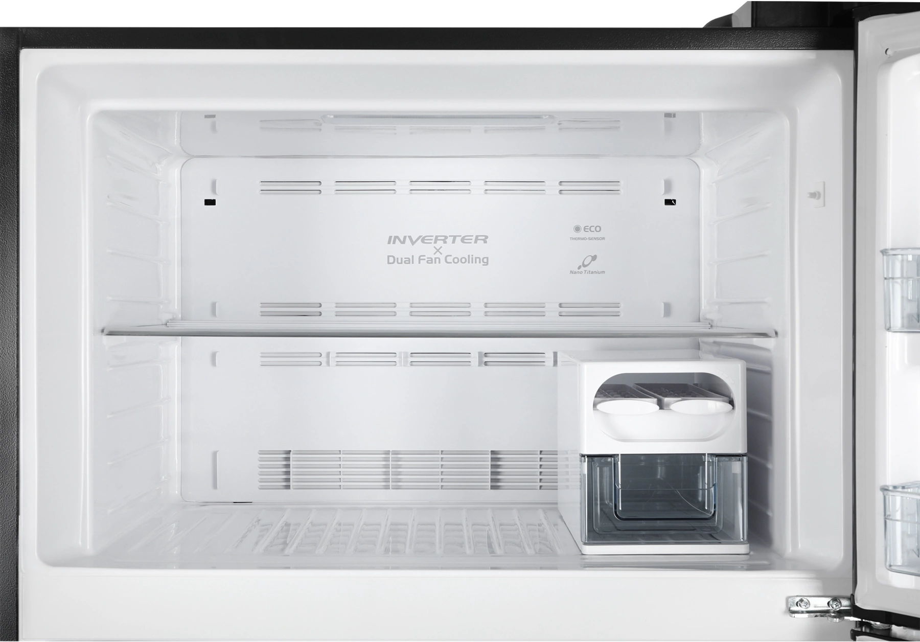 Холодильник Hitachi R-V660PUC7-1 BBK 2-хкамерн. черный бриллиант глянц. инвертер