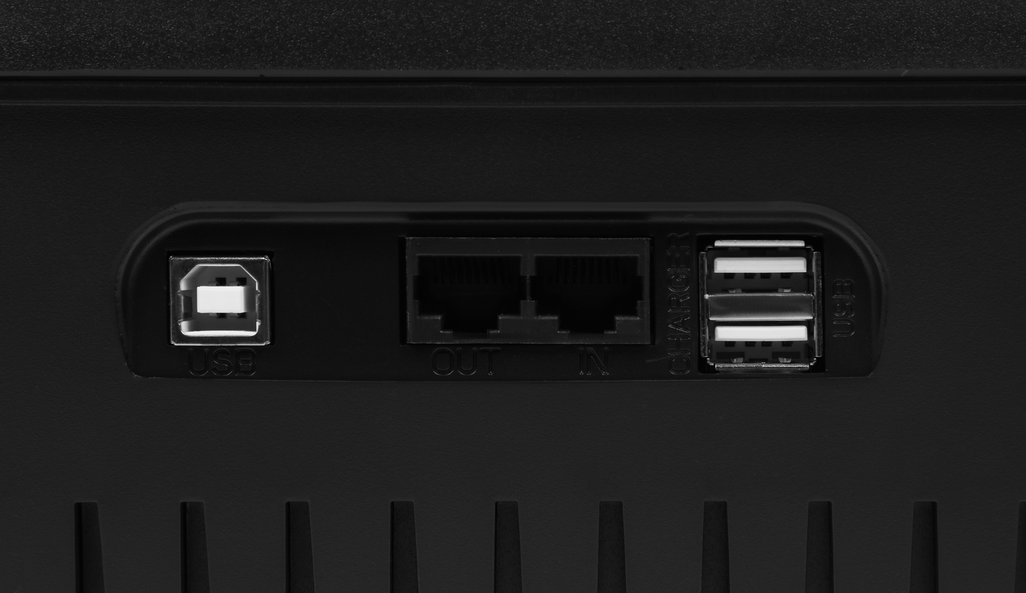 Источник бесперебойного питания Powercom Spider SPD-900U LCD USB 540Вт 900ВА черный