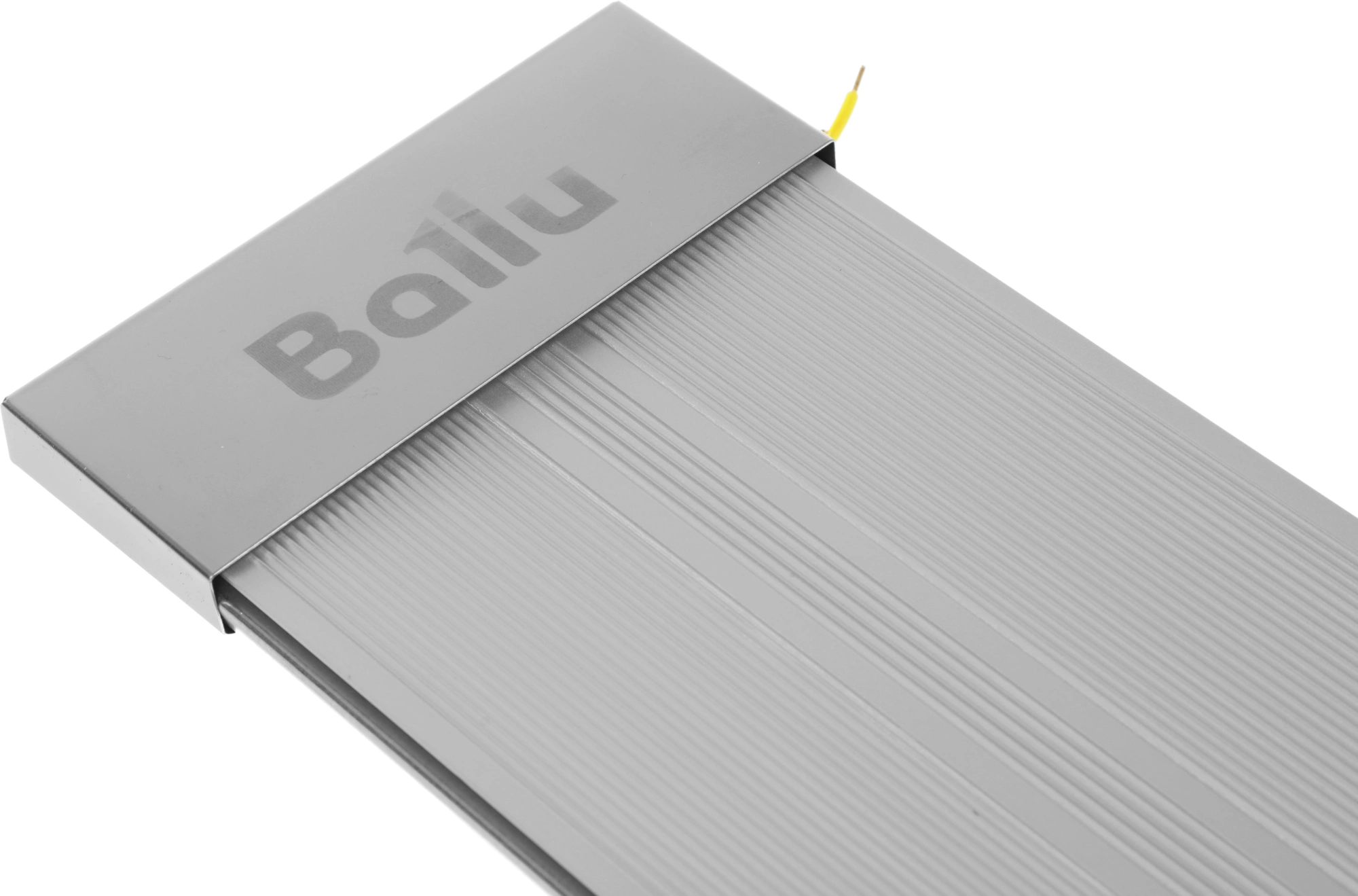 Обогреватель инфракрасный Ballu BIH-APL-0.6-M 600Вт серебристый